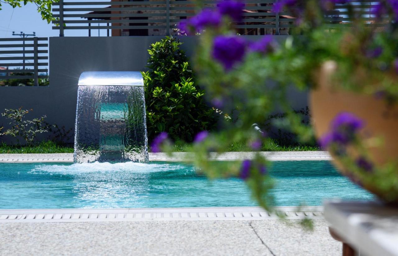 Anassa Butik Living Nikiti Aparthotel Ngoại thất bức ảnh