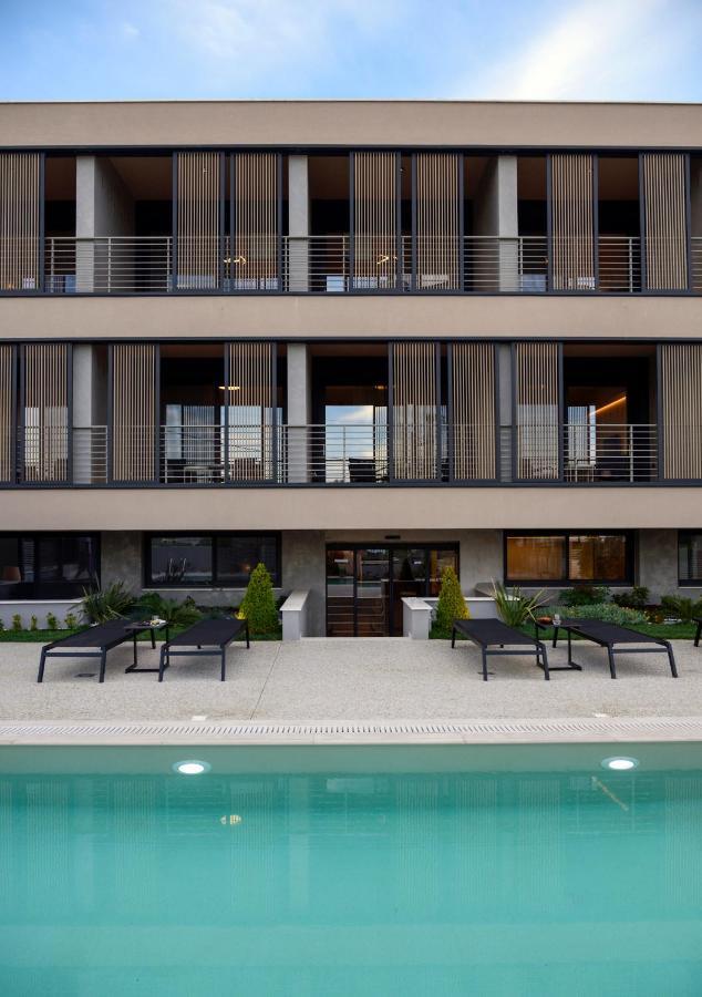 Anassa Butik Living Nikiti Aparthotel Ngoại thất bức ảnh